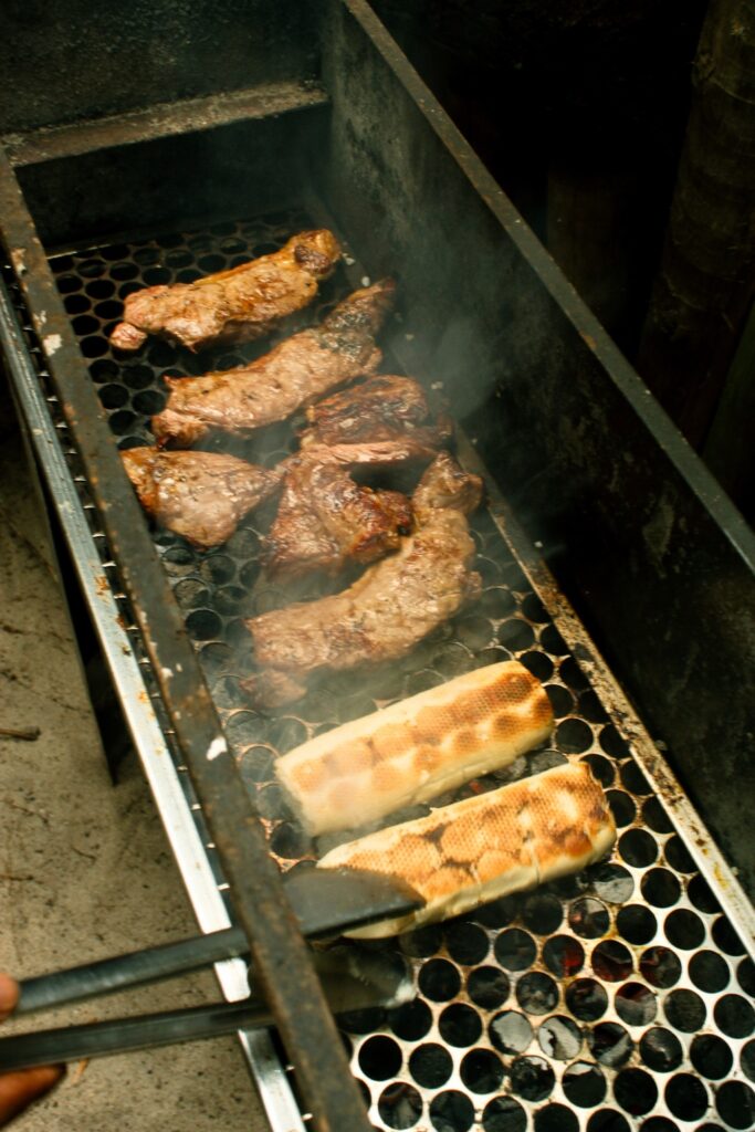 João / Food